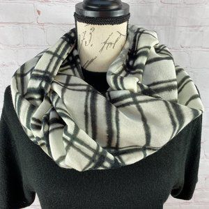 EUC Halogen Black + Ivory Plaid Scarf Wrap
